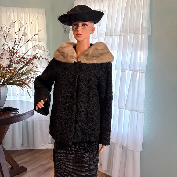 Vintage Persian Lamb Jacket w/ Fur Collar | Circa 1960 | Restyled Bomber - Picture 15 of 16